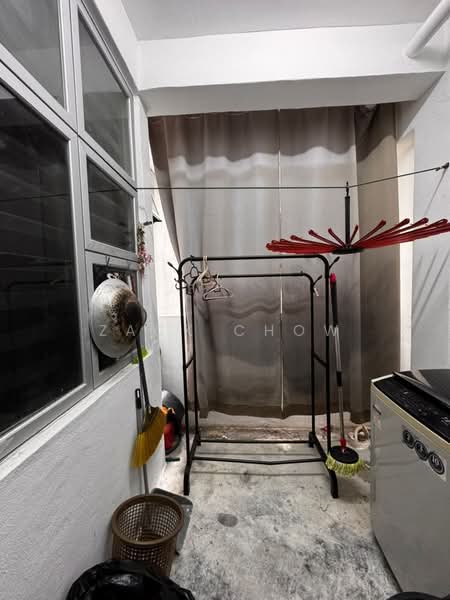 Flat for Sale at PANGSAPURI PULAI MUTIARA 3 - Zack Chow - Balcony - PropertyGuru.com.my