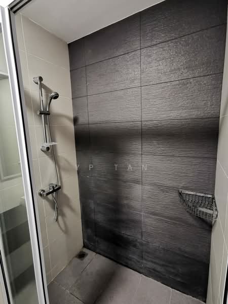 Service Residence for Sale at 28 Boulevard - YP Tan - Bathroom - PropertyGuru.com.my