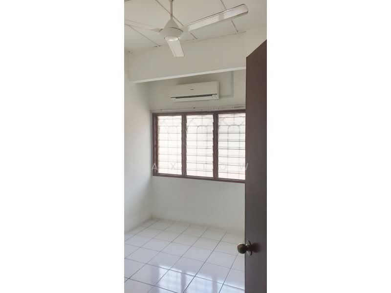Rumah Teres 2 Tingkat untuk Disewa di Usj 1 (Subang Jaya) - Max Low - Interior - PropertyGuru.com.my