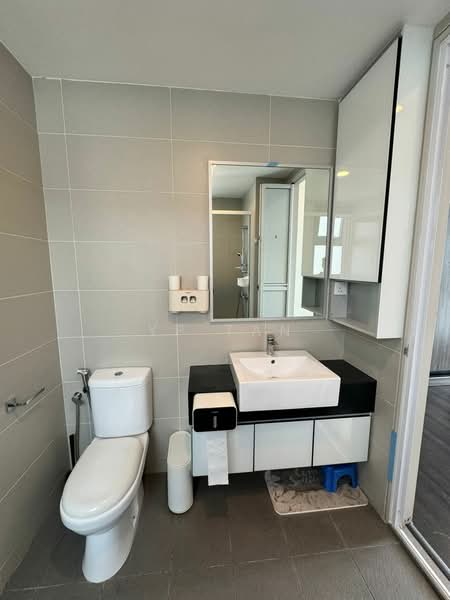 Service Residence for Sale at 28 Boulevard - YP Tan - Bathroom - PropertyGuru.com.my