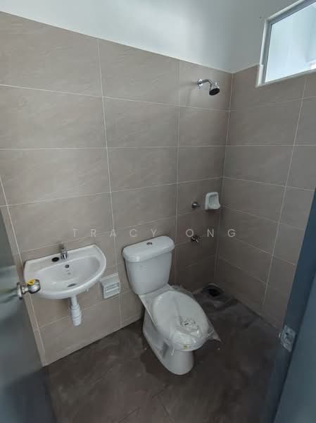 2-storey Terraced House for Rent in Bandar Dato Onn (Tebrau) - Tracy Ong - Bathroom - PropertyGuru.com.my