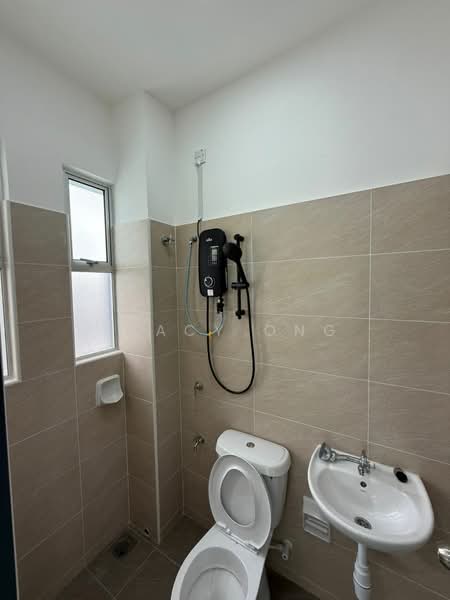 2-storey Terraced House for Rent in Bandar Dato Onn (Tebrau) - Tracy Ong - Bathroom - PropertyGuru.com.my
