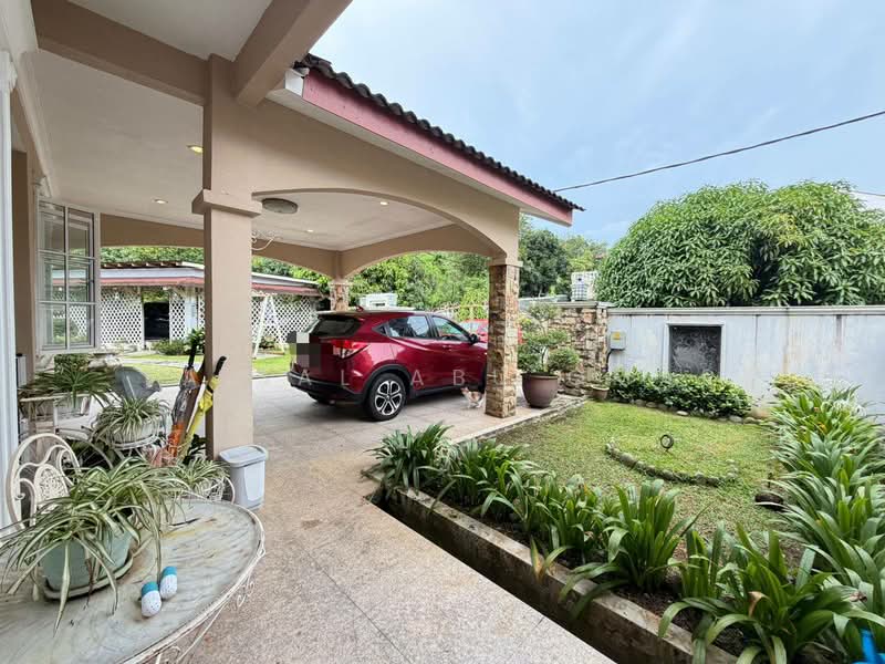 Rumah Berkembar untuk Dijual di Ukay Perdana (Ulu Kelang) - Faisal Abu Omar - Exterior - PropertyGuru.com.my
