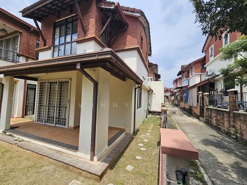 Rumah Teres 2 Tingkat untuk Dijual di Bukit Jelutong (Shah Alam) - Winny Su - Exterior - PropertyGuru.com.my