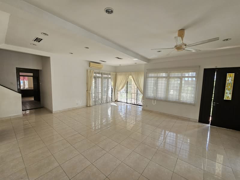 Rumah Teres 2 Tingkat untuk Dijual di Bukit Jelutong (Shah Alam) - Winny Su - Living Room - PropertyGuru.com.my