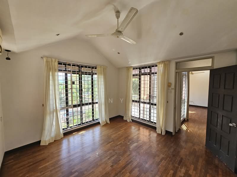 Rumah Teres 2 Tingkat untuk Dijual di Bukit Jelutong (Shah Alam) - Winny Su - Living Room - PropertyGuru.com.my