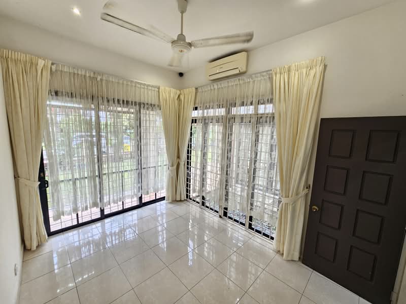 2-storey Terraced House for Sale in Bukit Jelutong (Shah Alam) - Winny Su - PropertyGuru.com.my