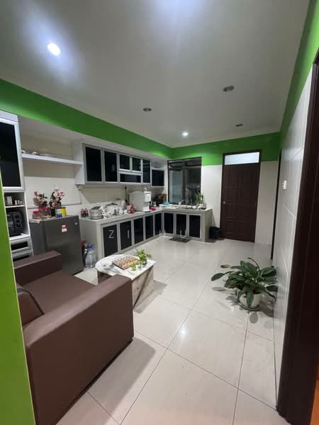 2-storey Terraced House for Sale in Bandar Dato Onn (Tebrau) - Zi Hui - Kitchen - PropertyGuru.com.my