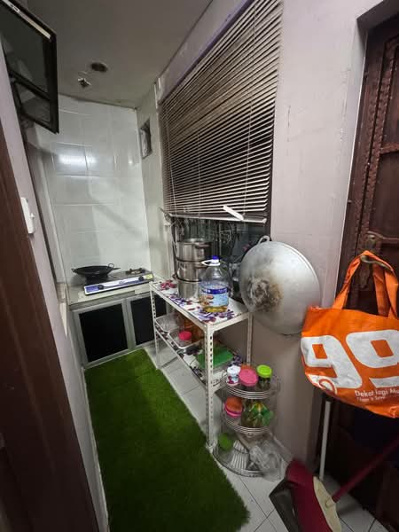 2-storey Terraced House for Sale in Bandar Dato Onn (Tebrau) - Zi Hui - Kitchen - PropertyGuru.com.my
