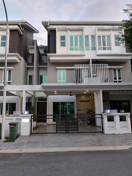 3-storey Terraced House for Sale in Bandar Rinching (Semenyih) - Chris Choo - PropertyGuru.com.my