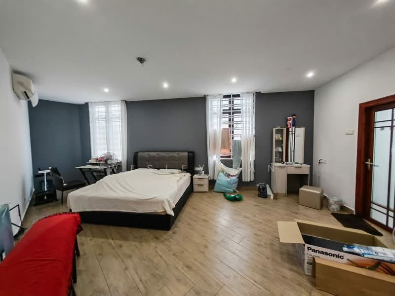 Bungalow for Sale in Taman Pertama (Batu Berendam) - Wesley Tan - Bedroom - PropertyGuru.com.my