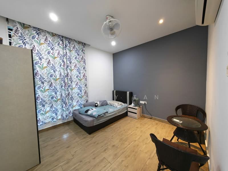 Bungalow for Sale in Taman Pertama (Batu Berendam) - Wesley Tan - Bedroom - PropertyGuru.com.my