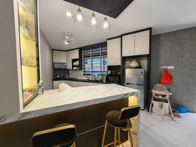 Bungalow for Sale in Taman Pertama (Batu Berendam) - Wesley Tan - PropertyGuru.com.my