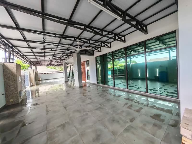 Bungalow for Sale in Taman Pertama (Batu Berendam) - Wesley Tan - PropertyGuru.com.my