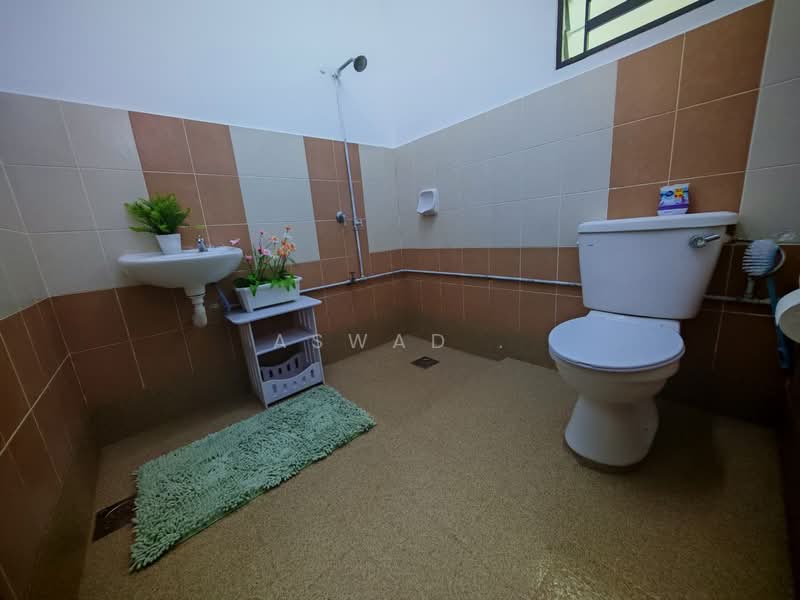 2-storey Terraced House for Sale in Seberang Perai (Penang) - Aswad . - Bathroom - PropertyGuru.com.my