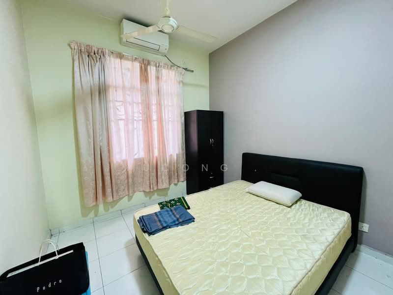2-storey Terraced House for Sale in Setia Tropika (Johor Bahru) - Yucong . - Bedroom - PropertyGuru.com.my
