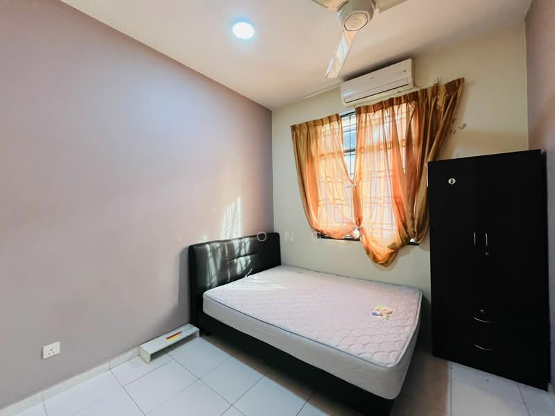 2-storey Terraced House for Sale in Setia Tropika (Johor Bahru) - Yucong . - Bedroom - PropertyGuru.com.my