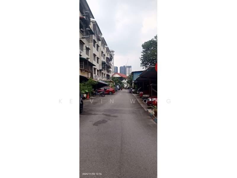 Flat for Sale at Kampung Lindungan PJS 6 - Kelvin Wong - PropertyGuru.com.my