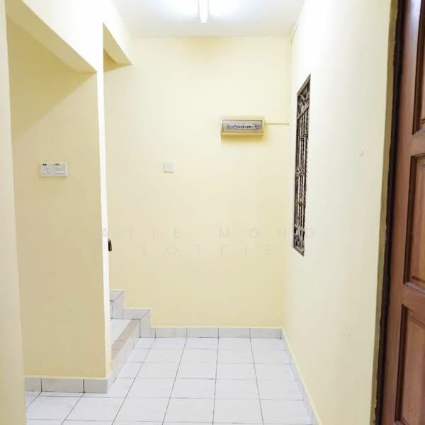 Rumah Teres 2.5 Tingkat untuk Dijual di Selayang Mulia (Batu Caves) - Atie Mohd Lotfie - Interior - PropertyGuru.com.my