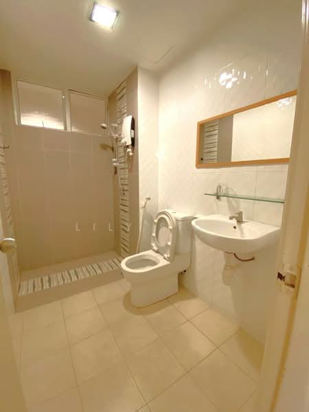 Condominium for Sale at The Zest @ Kinrara 9 - Lily Siow - Bathroom - PropertyGuru.com.my