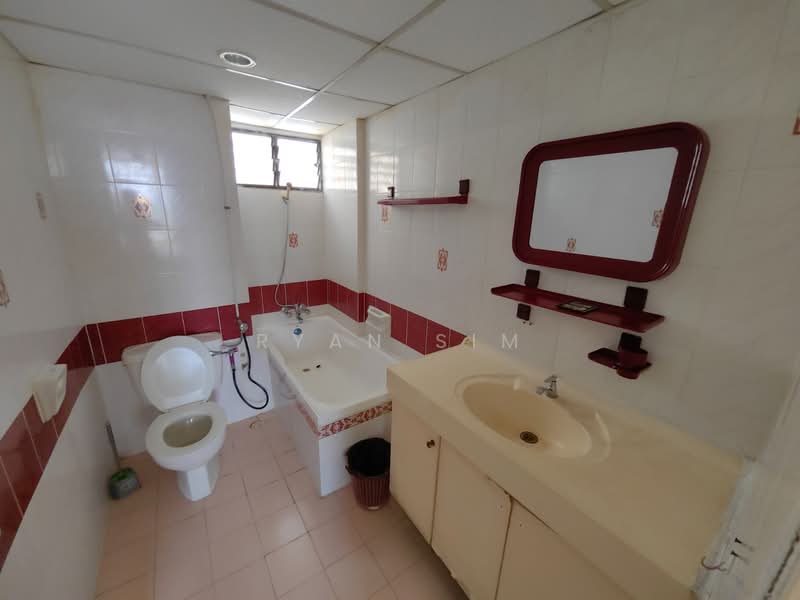 Condominium for Rent at Sunny Ville Condominium - Ryan Sim - Bathroom - PropertyGuru.com.my