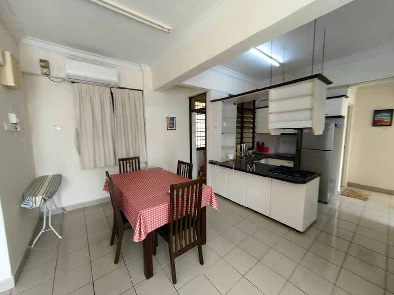 Condominium for Rent at Sunny Ville Condominium - Ryan Sim - Dining Room - PropertyGuru.com.my