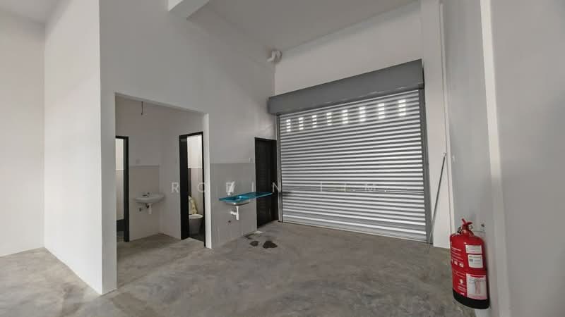 Kedai / Pejabat untuk Disewa di Taman Kota Masai (Pasir Gudang) - Robin Lim - Bathroom - PropertyGuru.com.my