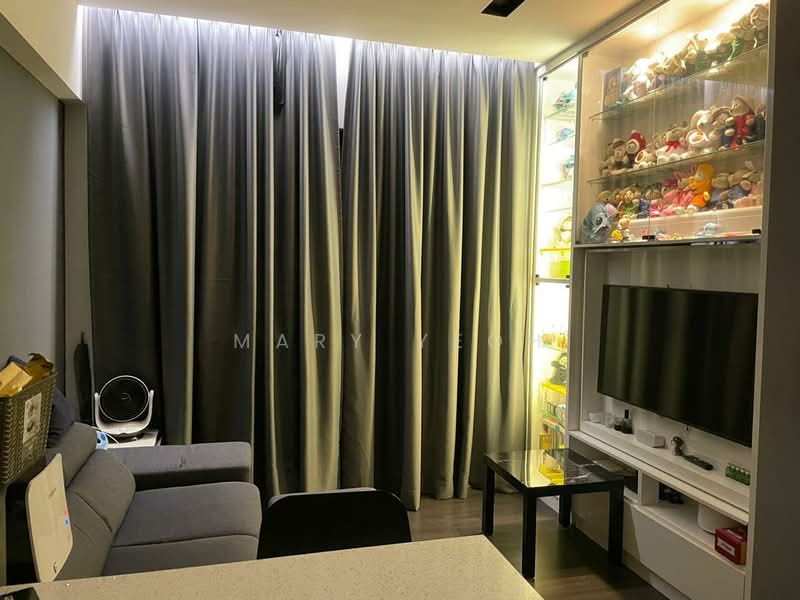 Service Residence for Sale at 28 Boulevard - Mary Yeoh - Living Room - PropertyGuru.com.my