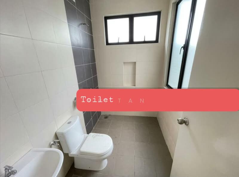 Semi-Detached House for Sale in Rawang (Selangor) - YP Tan - Bathroom - PropertyGuru.com.my