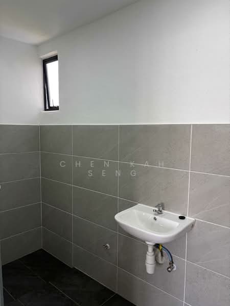 Condominium for Sale at Prima 16 (Prima Sixteen) The Second Chapter - Chen Kah Seng - Bathroom - PropertyGuru.com.my