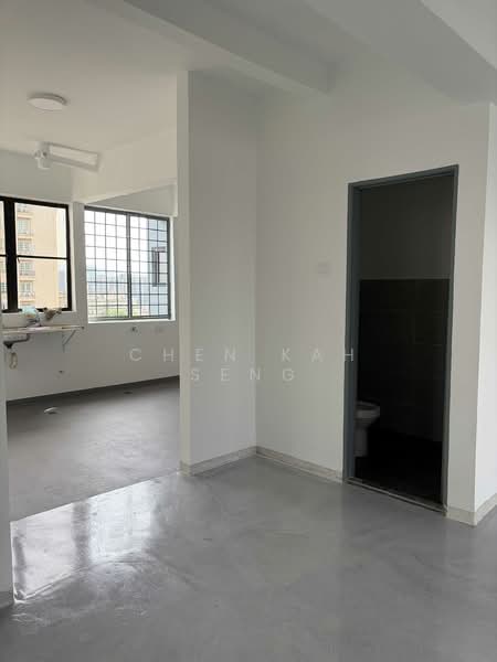 Condominium for Sale at Prima 16 (Prima Sixteen) The Second Chapter - Chen Kah Seng - Bathroom - PropertyGuru.com.my