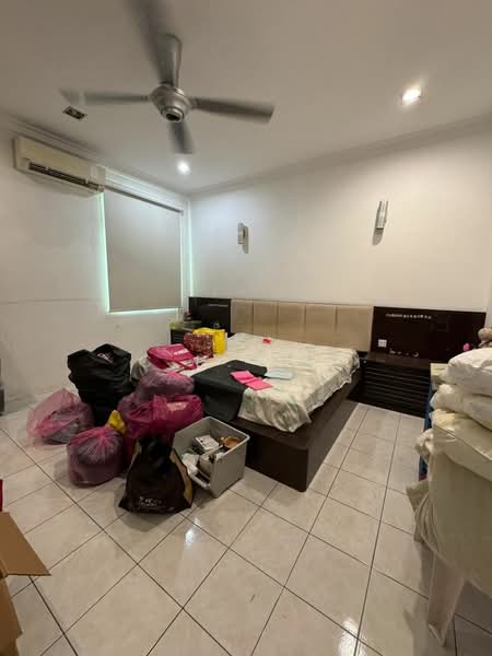 Semi-Detached House for Sale in Taman Seri Cendana (Juru) - C.H. Lee - Bedroom - PropertyGuru.com.my