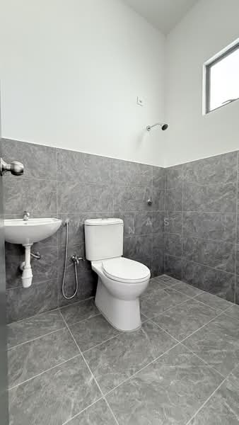 2-storey Terraced House for Sale in Taman Tanjung Minyak (Tanjong Minyak) - Mathias Tan - PropertyGuru.com.my