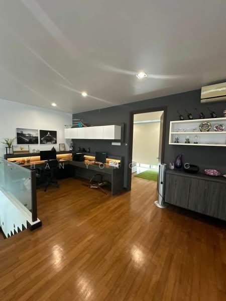 Semi-Detached House for Sale in Permas Jaya (Johor Bahru) - Han Yong Ang - Study - PropertyGuru.com.my