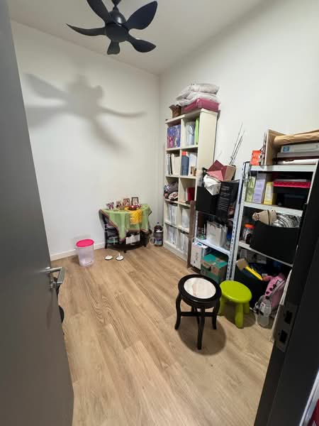Servis Apartment untuk Disewa di Atwater : Service Residences - Benjamin Teong - Study - PropertyGuru.com.my