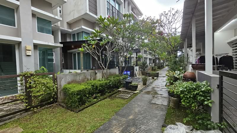 Rumah Teres untuk Disewa di Bandar Rinching (Semenyih) - Sunnie Yee - Exterior - PropertyGuru.com.my