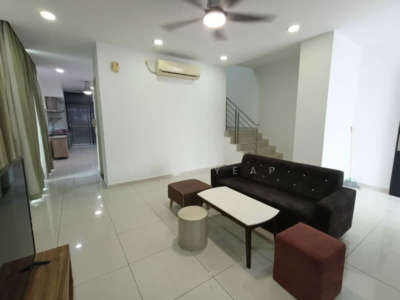 2-storey Terraced House for Sale in Taman Mount Austin (Tebrau) - Ellen Yeap - Living Room - PropertyGuru.com.my
