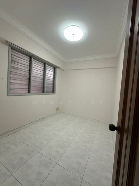 Flat for Sale at Bandar Tasik Selatan (Low Cost) - Wendy Lee - Room 3 - PropertyGuru.com.my