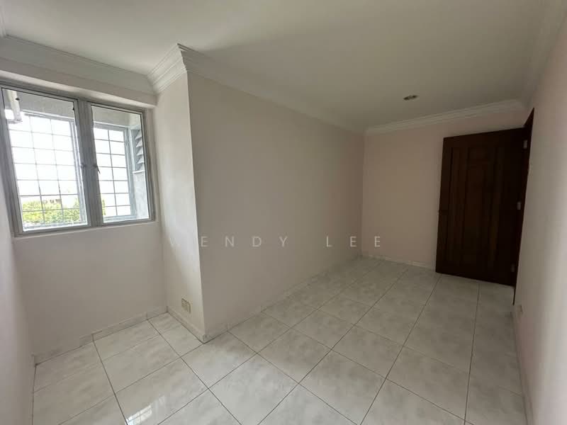 Flat for Sale at Bandar Tasik Selatan (Low Cost) - Wendy Lee - Room 2 - PropertyGuru.com.my