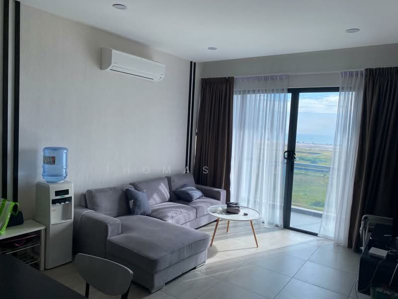 Servis Apartment untuk Dijual di Atlantis Residences (Pangsapuri Atlantis Kota Syahbandar) - Thomas Lam - Living Room - PropertyGuru.com.my