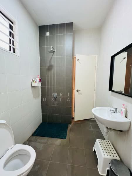 Rumah Teres 2 Tingkat untuk Dijual di Alam Impian (Shah Alam) - Arif Mustapha - Bathroom - PropertyGuru.com.my