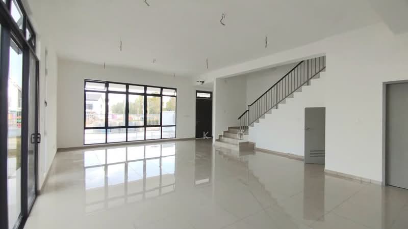 Rumah Teres 2-Tingkat untuk Dijual di Iskandar Puteri (Nusajaya) (Johor) - Jen Kiok - Living Room - PropertyGuru.com.my