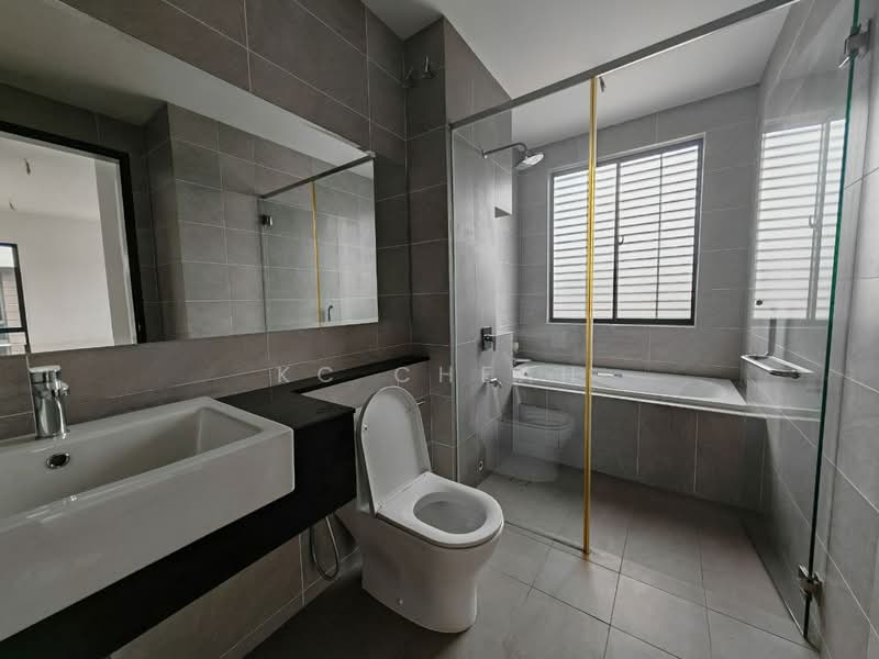 Semi-Detached House for Rent in Shah Alam (Selangor) - KC Cheah - Bathroom - PropertyGuru.com.my