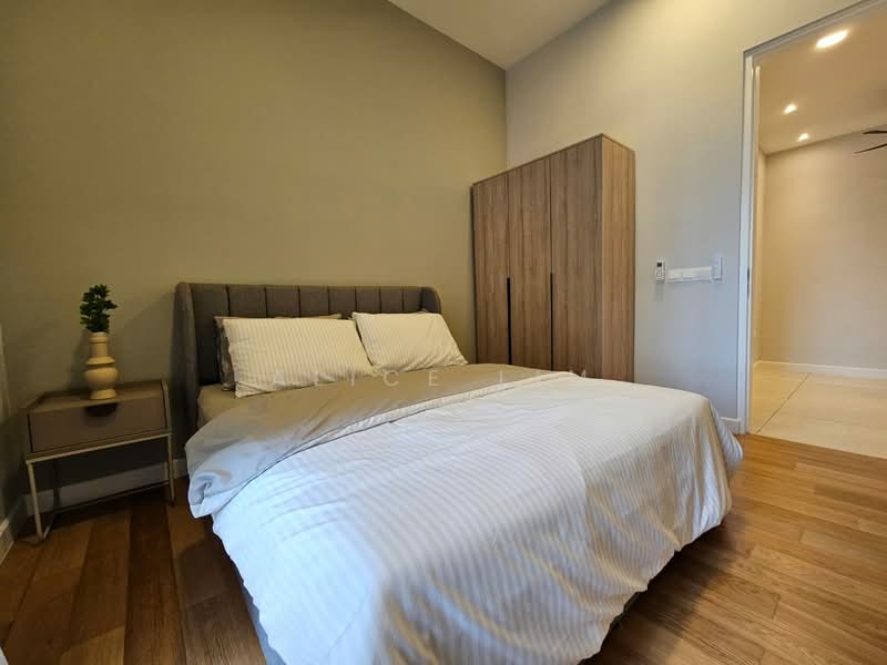 Servis Apartment untuk Disewa di The Sentral Suites - Alice Lim - Bedroom - PropertyGuru.com.my