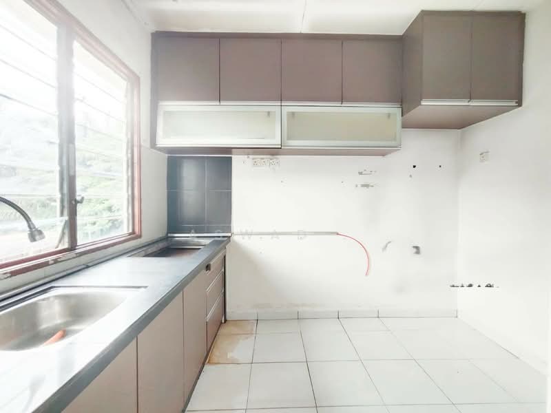 Flat for Sale at Desa Alma Ria - Aswad . - Kitchen - PropertyGuru.com.my
