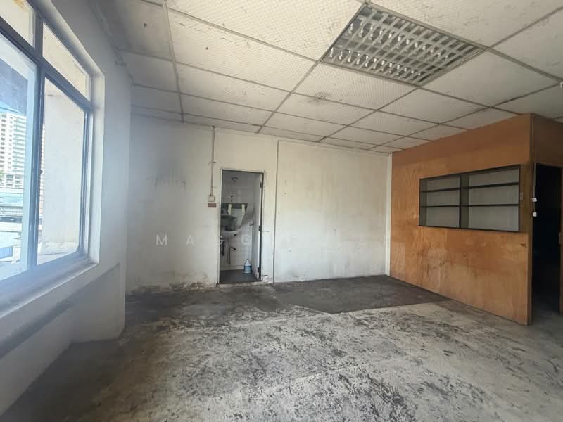 Factory for Rent in Taman Perindustrian Desa Plentong (Masai) - Maggie Lee - PropertyGuru.com.my