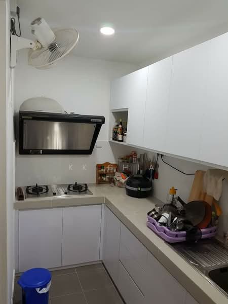 Servis Apartment untuk Disewa di G Residence - KK Chia - Kitchen - PropertyGuru.com.my