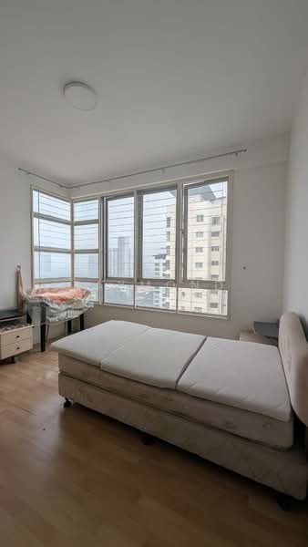 Condominium for Sale at The Tamarind - Raymond Chiang - Bedroom - PropertyGuru.com.my