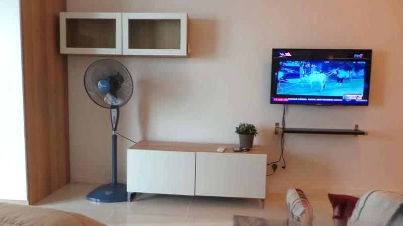 Servis Apartment untuk Disewa di Mercu Summer Suites - Kew . - Living Room - PropertyGuru.com.my