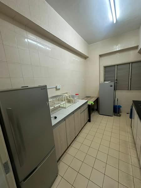 Condominium for Sale at Greenview Residence - YP Tan - Kitchen - PropertyGuru.com.my